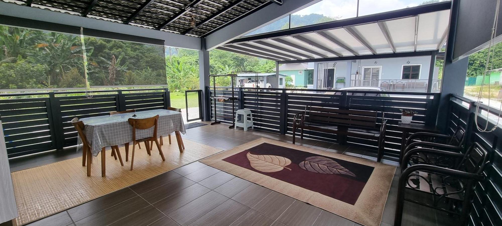 Chalet Hillview 1 *